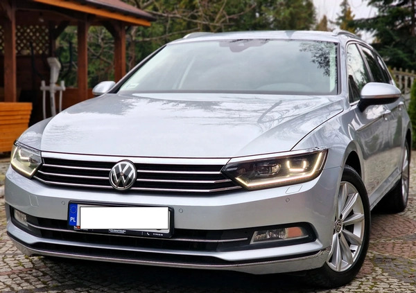 Volkswagen Passat cena 74700 przebieg: 190000, rok produkcji 2019 z Legnica małe 781